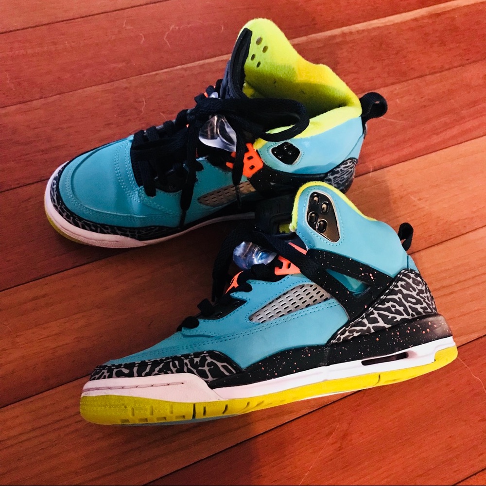 Jordan Spizike GS Kids Dusty Cactus Hightop Shoe